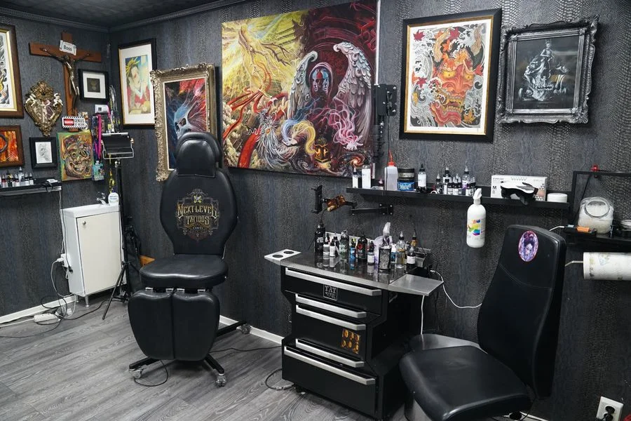 Salon interior 4